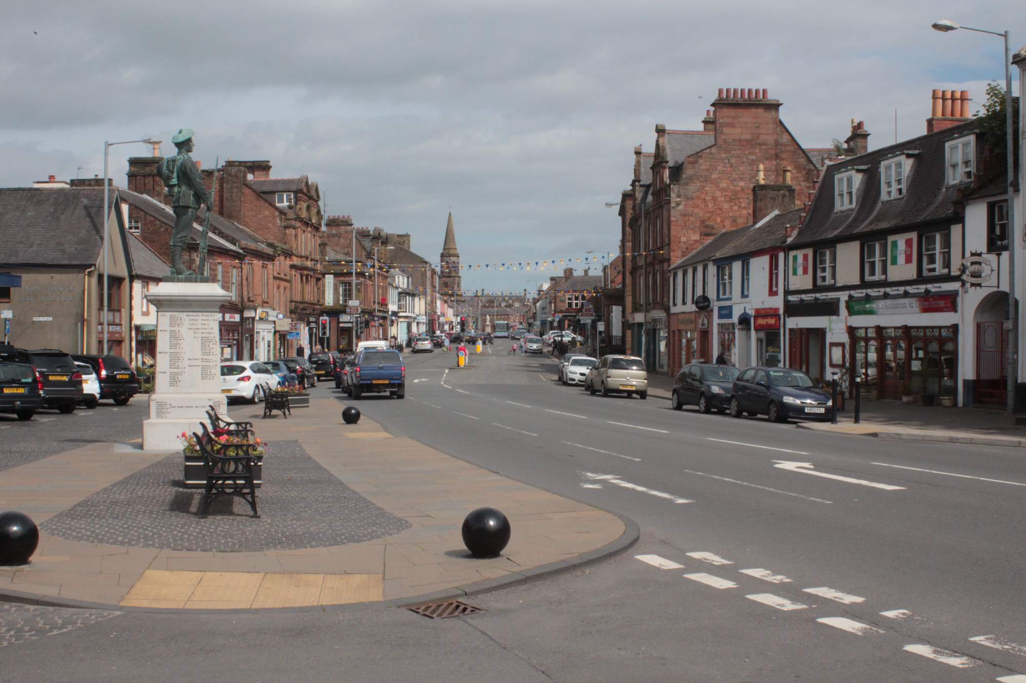 Annan High street