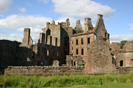 caerlaverock castle