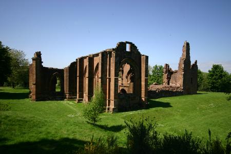 lincluden_church 