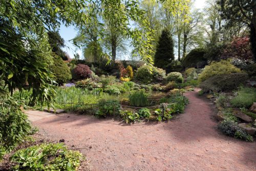 Crichton gardens