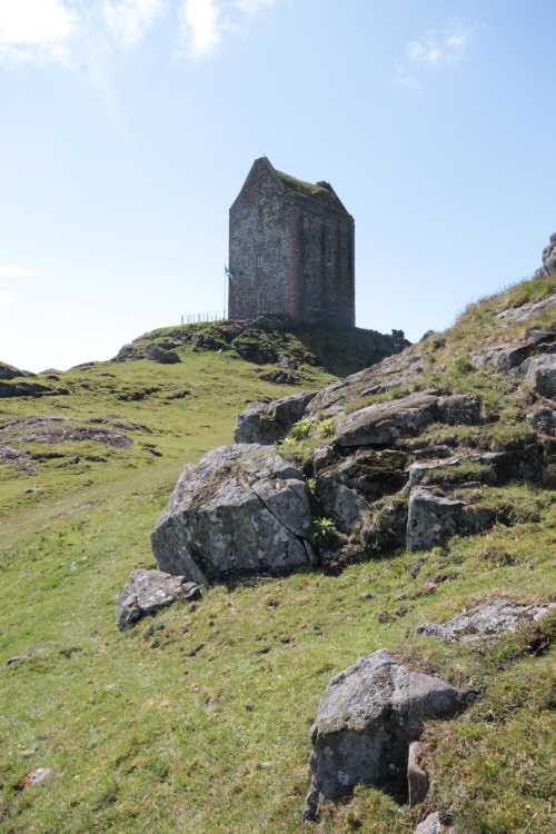Smailholm tower house